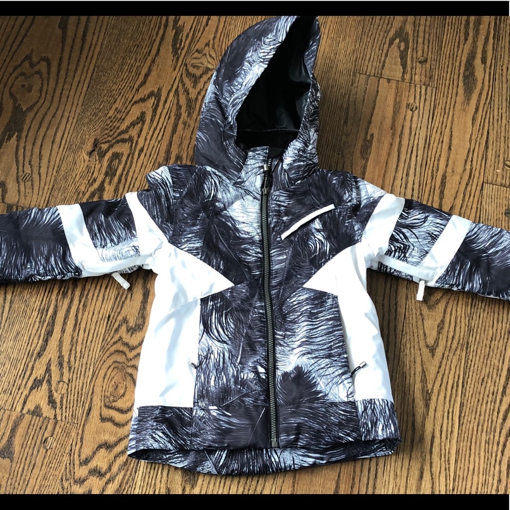 Obermeyer girls ski jacket.  Size xs (6-7)